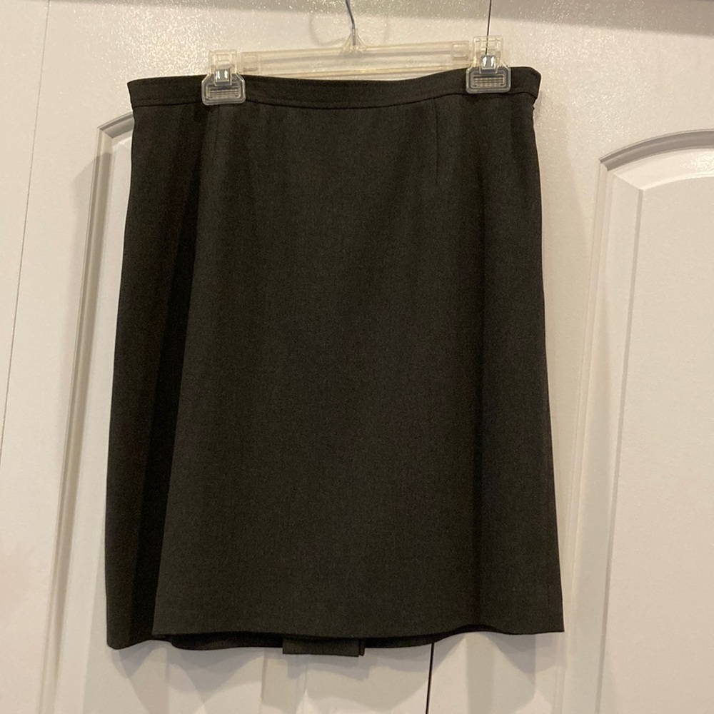 Ann Taylor gray skirt